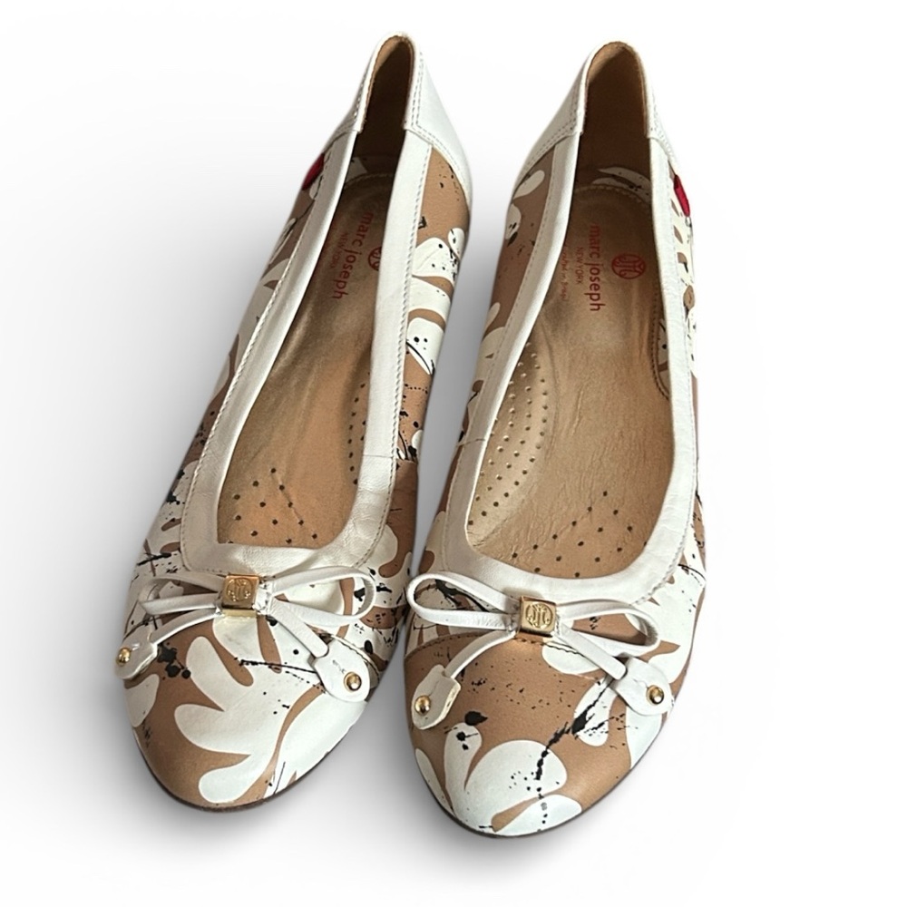 Marc Joseph New York Pearl Street Ballet Flat in Bone with Abstract Print 8.5